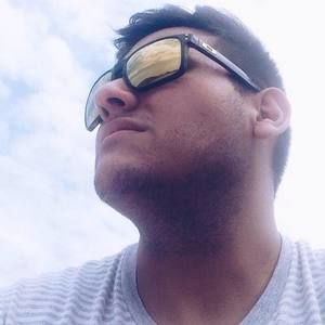 Meet your Posher, Jean